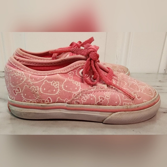 Vans x Hellow Kitty pink sneakers toddler size 7 - Picture 5 of 8